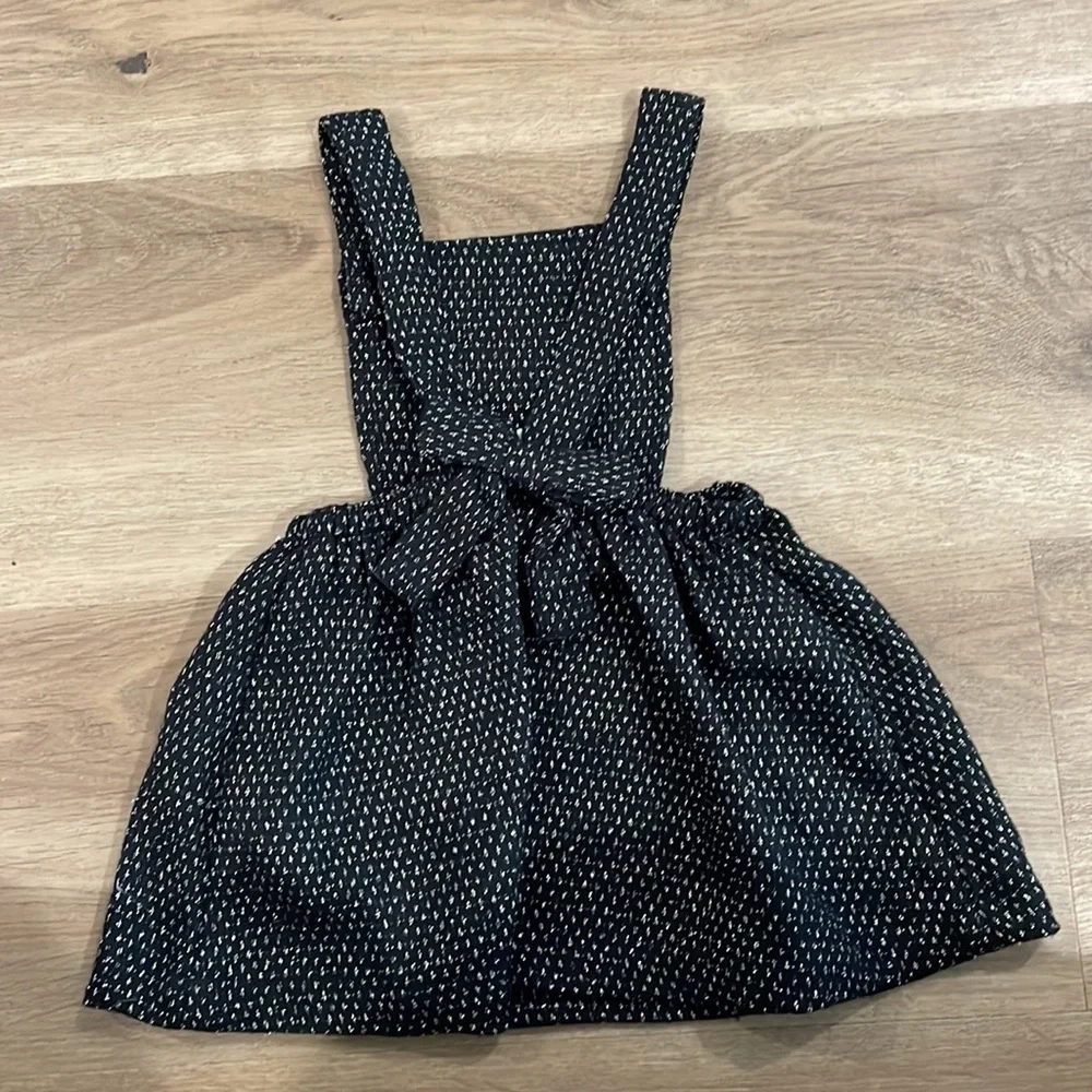 Old Navy black with gold shimmer Skirtall‎ 3-6 months